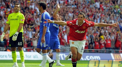 הרננדס חוגג את השער השני (רויטרס)