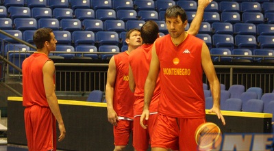 נבחרת מונטנגרו (משה חרמון)