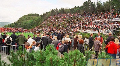 האצטדיון באלסונד. לא להאמין, אבל הוא שימש קבוצה מליגה ראשונה בנורבגיה
