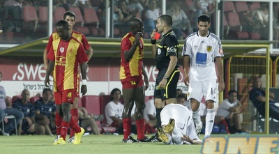 שמואלביץ´ מרחיק את קינג (שי לוי)