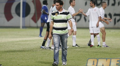 ר&qout;ג פ&qout;ת (רועי גלדסטון)