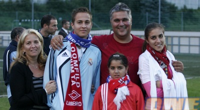 אוהדים באימון (רועי גלדסטון) אוהדים באימון (רועי גלדסטון)