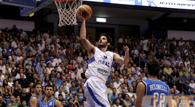 עומרי כספי מתעופף (שי לוי)