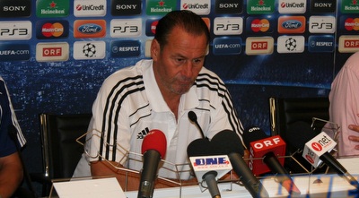 סטיבנס (רועי גלדסטון)