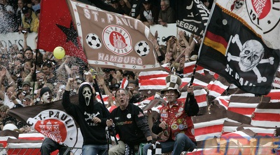 אוהדי סט. פאולי (רויטרס) אוהדי סט. פאולי (רויטרס)