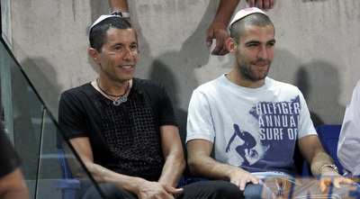 אלי טביב ואיתי שכטר (דרור עינב)