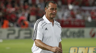 סטיבנס (שי לוי)