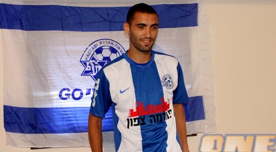עומר גולן במכבי פתח תקווה (יניב גונן) עומר גולן במכבי פתח תקווה (יניב גונן)