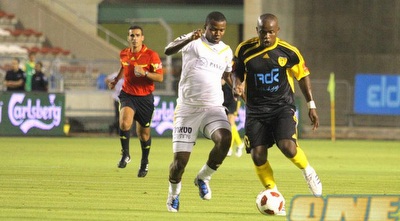 טוטו תמוז מול סידיבה במשחק הפתיחה של העונה. נשאר בירושלים (דרור עינב) טוטו תמוז מול סידיבה במשחק הפתיחה של העונה. נשאר בירושלים (דרור עינב)