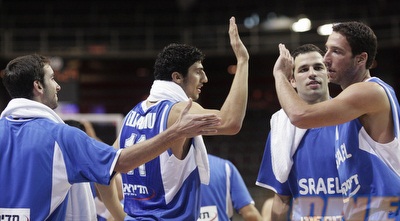 הנבחרת חוגגת (רויטרס)