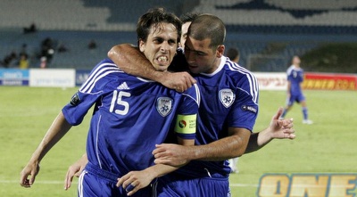 בניון ובן חיים. שכטר: &qout;חייבים להיות בנבחרת&qout; (שי לוי)