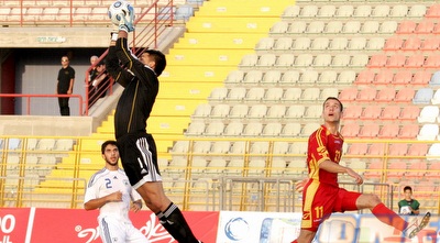 אריאל הרוש (שי לוי) אריאל הרוש (שי לוי)