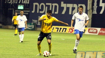 חן עזרא. יפתח בהרכב של ראובן עטר (משה חרמון)