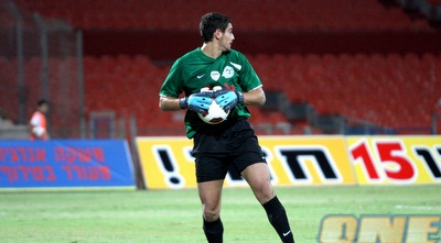 רובי לבקוביץ´. יפתח בשער (יניב גונן)