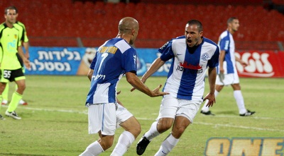 אורי אוזן חוגג (יניב גונן)