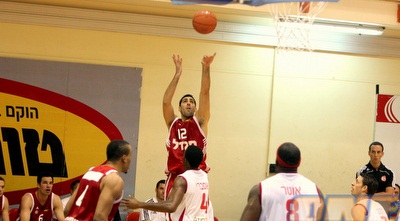 משה מזרחי (משה חרמון)