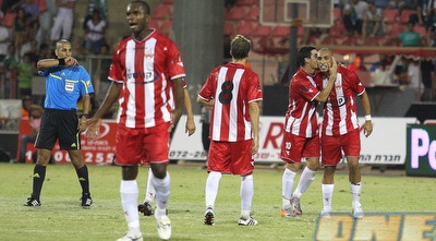 ב&qout;ש חוגגת (דרור עינב)