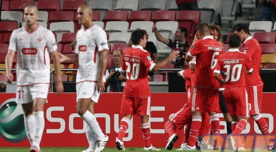 בנפיקה חוגגת (רועי גלדסטון)