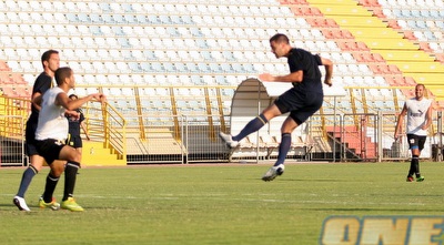 קולאוטי עולה לנגיחה אך לא הצליח לכבוש (ליאור טימור)