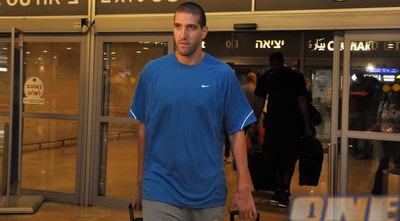 טל בורשטיין (גיא איזנר)