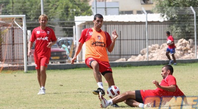 לירן כהן סופג תיקול (עמית מצפה)