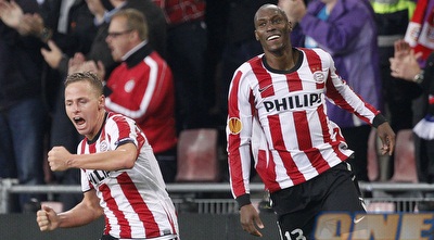 פ.ס.וו חוגגת שוויון מאוחר מול סמפדוריה (רויטרס)