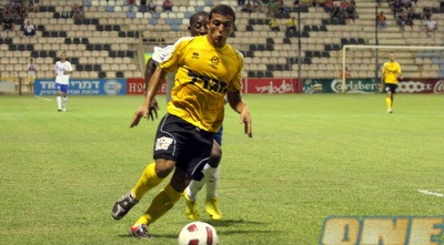 קפוארלה (משה חרמון)