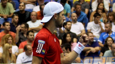 מלצר. לא התקשה (יניב גונן)