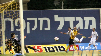 בוזגלו כובש, סאלם רק מסתכל (ליאור טימור)