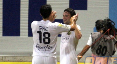 גפני ואבידור חוגגים. החלוץ בישל, המגן כבש (ליאור טימור)