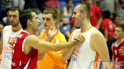 מצ´באן וגורדון (משה חרמון)