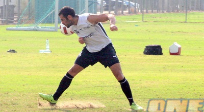 וויאם עמאשה באימון. בחיפה כבר חושבים על יום שני (משה חרמון)