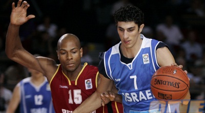 גיא מויה (רויטרס)