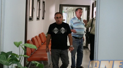 דמאיו וירון מגיעים לדיון (גיא איזנר)