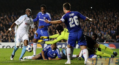 צ´ך מציל (רויטרס)