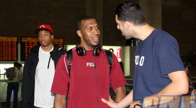 ג´ייסון ריץ´, משה מזרחי ודיון דאוול בנחיתת הפועל ירושלים (יניב גונן) ג´ייסון ריץ´, משה מזרחי ודיון דאוול בנחיתת הפועל ירושלים (יניב גונן)