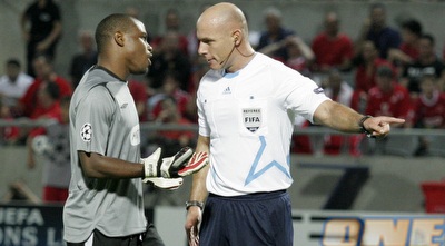 אניימה מתווכח עם הווארד ווב (שי לוי) אניימה מתווכח עם הווארד ווב (שי לוי)