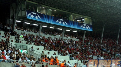 בלומפילד (יניב גונן)