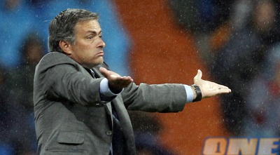 מוריניו. ייאלץ להסתדר ללא החלוץ עד לתום העונה (רויטרס) מוריניו. ייאלץ להסתדר ללא החלוץ עד לתום העונה (רויטרס)