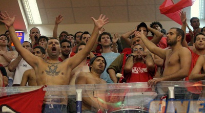 אוהדי הפועל. הנסיעה צפונה היתה שווה (משה חרמון) אוהדי הפועל. הנסיעה צפונה היתה שווה (משה חרמון)