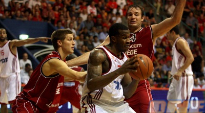 ג´ייסון ריץ´ (יניב גונן) ג´ייסון ריץ´ (יניב גונן)