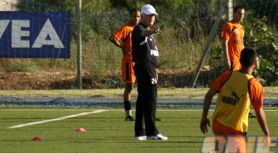 דרור קשטן באימון בני יהודה. קשוח? דמאיו לא מתרגש (יניב גונן)