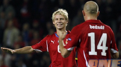 צ´כיה חוגגת את הניצחון על סקוטלנד (רויטרס) צ´כיה חוגגת את הניצחון על סקוטלנד (רויטרס)