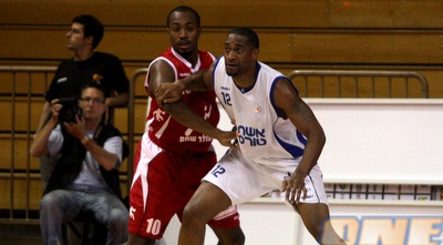 ניילון תופס עמדה (יניב גונן)