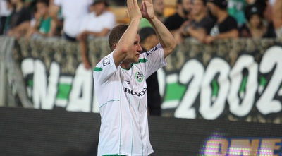 עלי עותמאן. &qout;היום אני בחיפה ומשחק בשביל הסמל שעל החולצה&qout; (עמית מצפה)