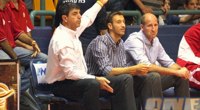 ליובין ופלג על הספסל (משה חרמון) ליובין ופלג על הספסל (משה חרמון)