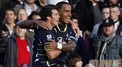 בייל והאדלסטון מאושרים. טוטנהאם בדרך הנוכנה (רויטרס)