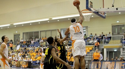 דארל טאקר מטביע (יוסי ציפקיס)