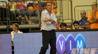 אפי בירנבוים (יוסי ציפקיס)