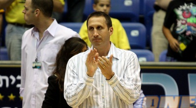 דייויד בלאט: &qout; (יניב גונן)